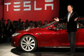 Chưa từng có lãi, Tesla vẫn trở thành hãng ôtô giá trị nhất thế giới