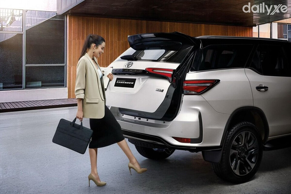 Tính năng đá cốp xe vô cùng tiện lợi
