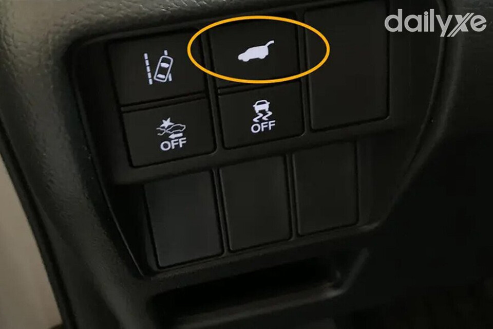 Chủ xe có thể đóng cốp ngay cả khi ngồi trong xe