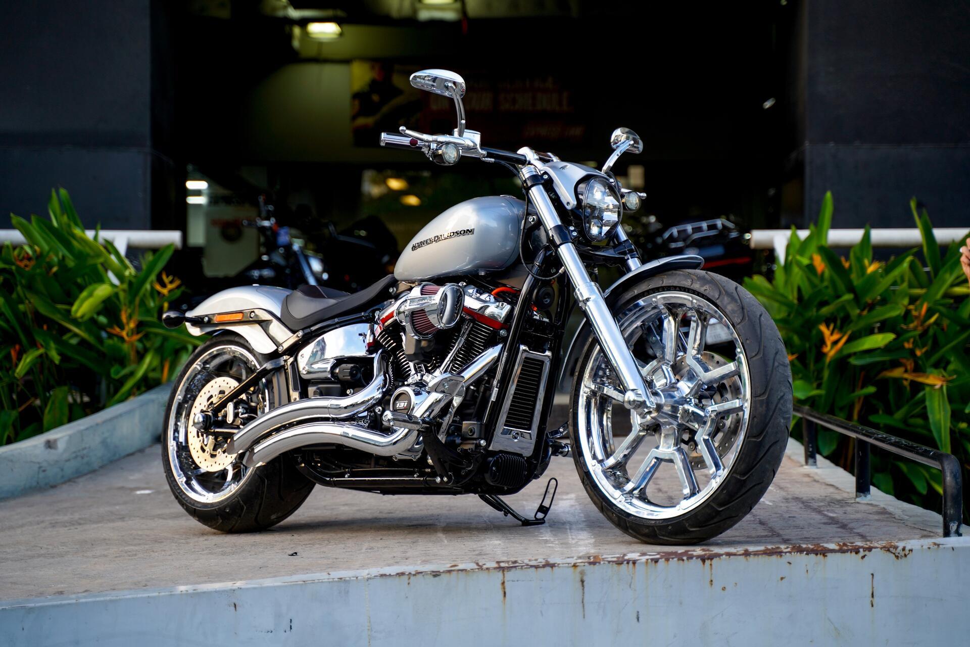 đanh Gia Xe Breakout 114 Từ Harley Davidson Youtube