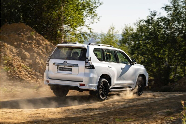 Đại lý bắt đầu nhận cọc Toyota Land Cruiser Prado 2021 với giá dự kiến khoảng 2,5 tỷ đồng dai ly bat dau nhan coc toyota land cruiser prado 2021 voi gia du kien khoang 2,5 ty dong