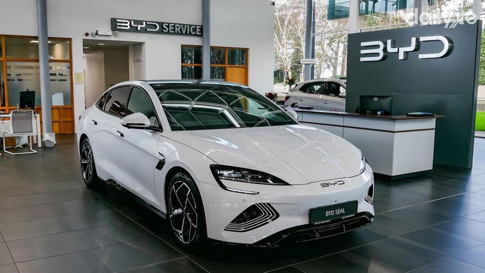 Phòng trưng bày xe của đại lý BYD Gia Định