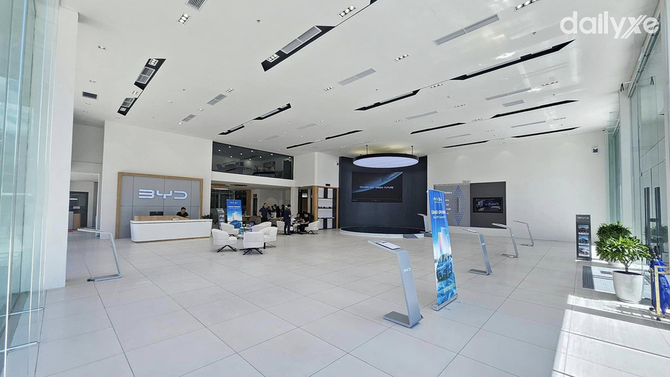 Phòng trưng bày xe tại BYD Quảng Ninh