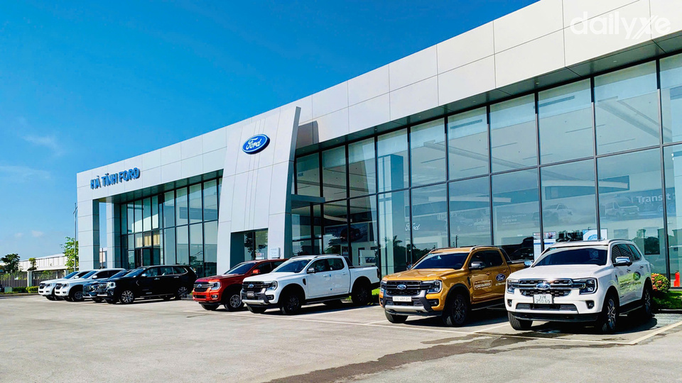 Showroom Ford Hà Tĩnh