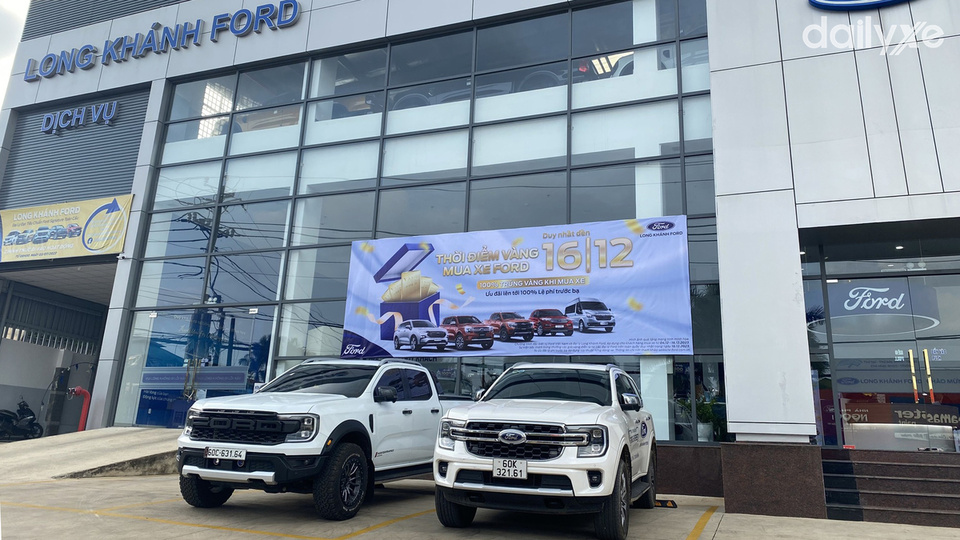 Showroom Ford Long Khánh