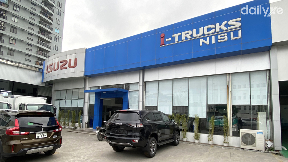 Showroom Isuzu Nisu