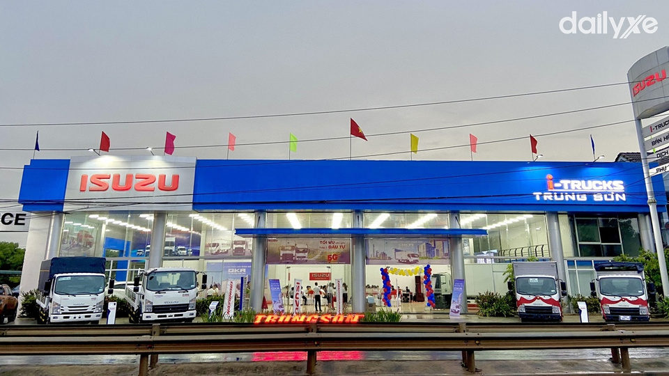 Showroom Isuzu Trung Sơn - Quảng Trị