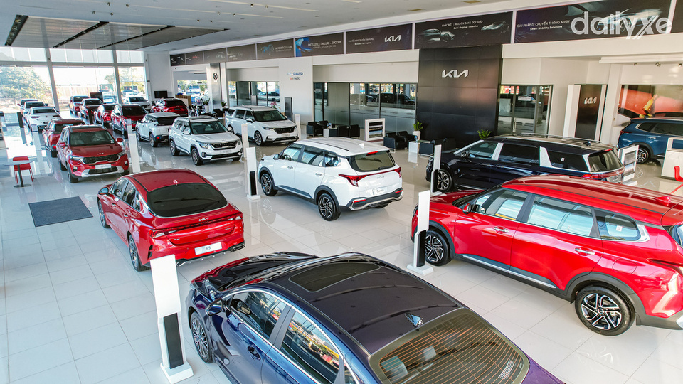 Showroom trưng bày xe của KIA Bình Phước