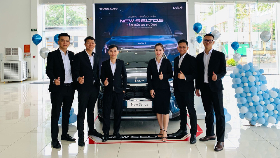 Đội ngũ nhân viên KIA Bình Phước