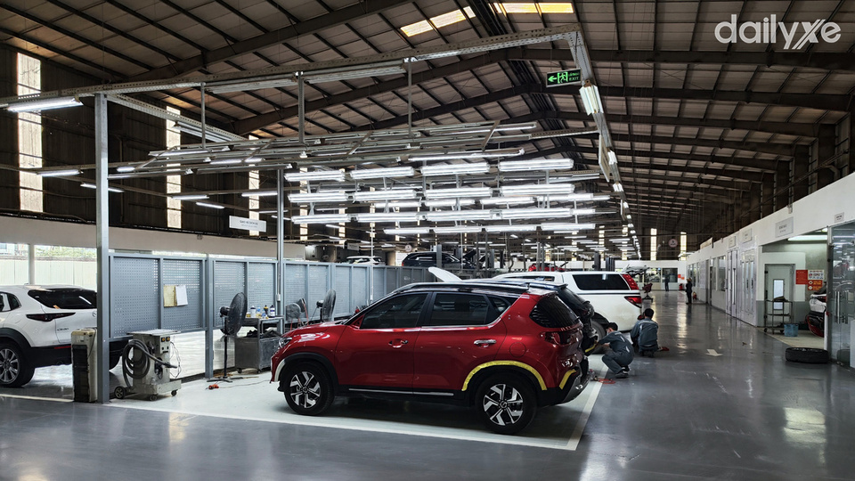 Khu dịch vụ KIA Giải Phóng