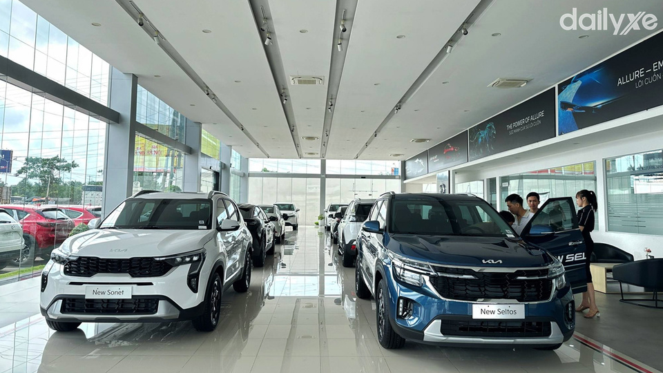 KIA Hưng Yên được thiết kế hiện đại gồm khu trưng bày các dòng xe mới nhất