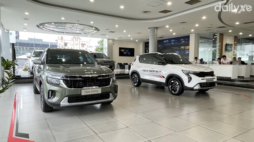 Phòng trưng bày thiết kế rộng rãi