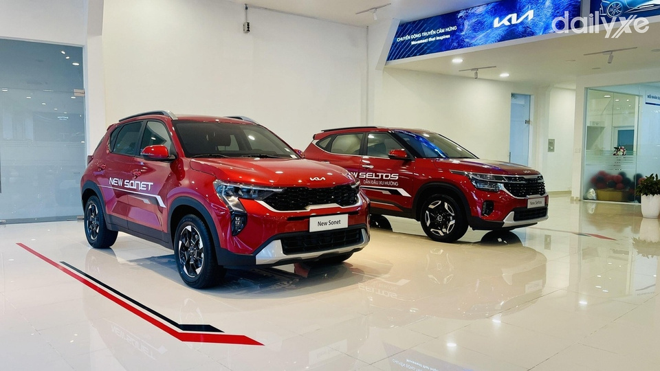 Phòng trưng bày xe KIA của showroom KIA Phan Rang - Ninh Thuận Phòng trưng bày xe KIA của showroom KIA Phan Rang - Ninh Thuận