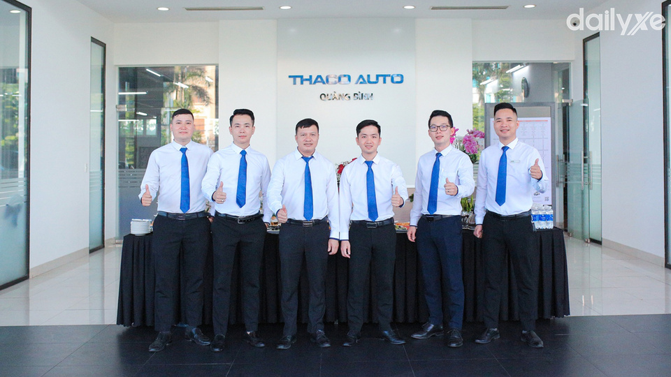 Đội ngũ nhân viên kinh doanh giàu tâm huyết, chuyên nghiệp