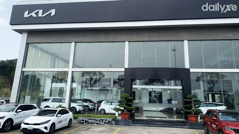 Showroom KIA Quảng Ninh