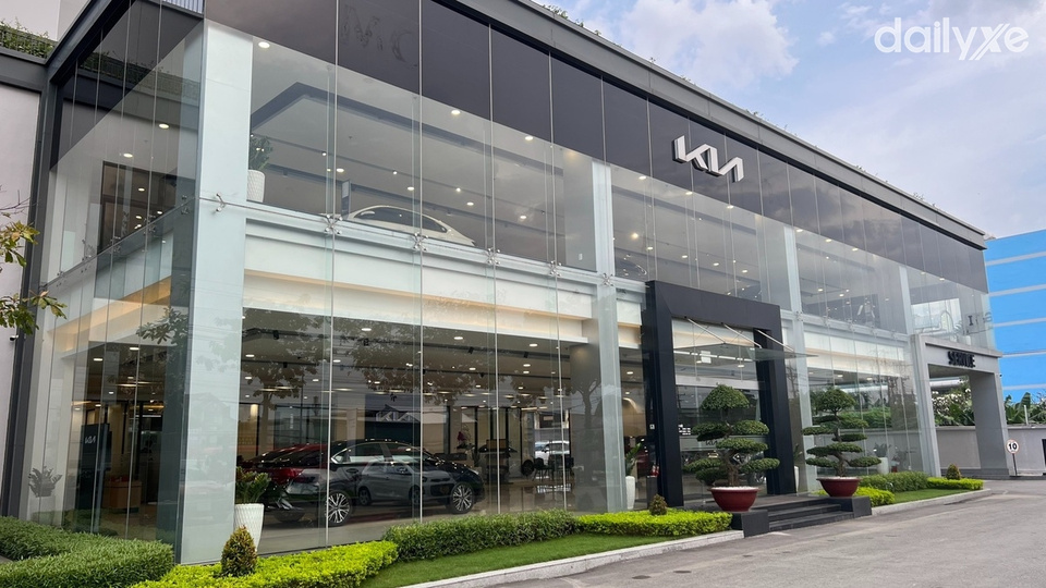 Showroom KIA Sơn Tây