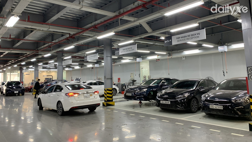 Xưởng dịch vụ hiện đại của KIA Sơn Tây