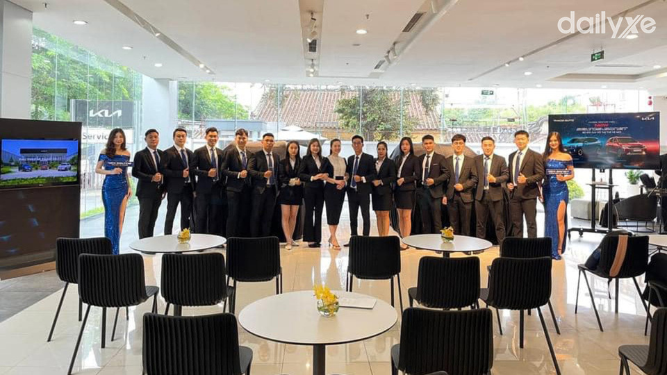 Đội ngũ nhân viên được đào tạo bài bản