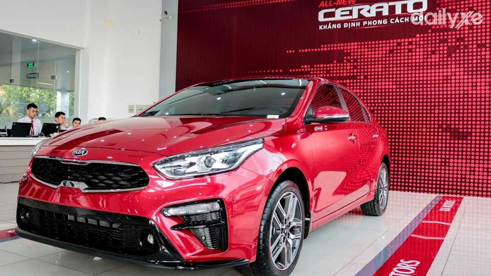 Phòng trưng bày sang trọng và khang trang của KIA Trường Chinh