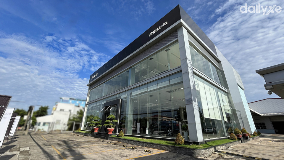 Showroom KIA Vĩnh Long