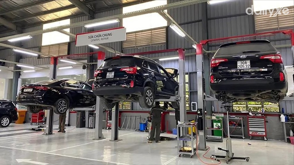 Xưởng dịch vụ với các trang thiết bị hiện đại Xưởng dịch vụ với các trang thiết bị hiện đại