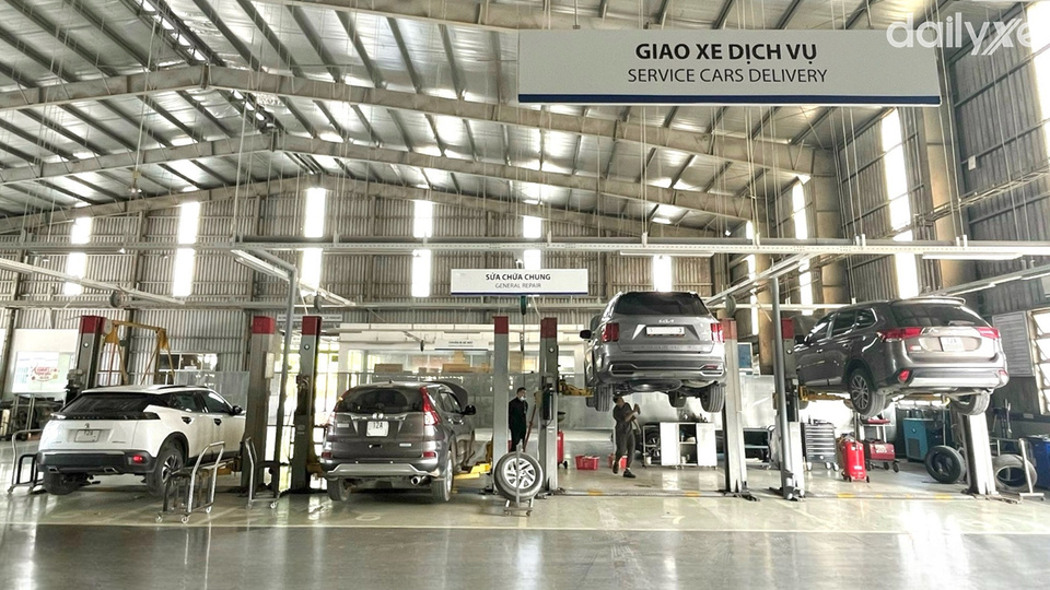 Xưởng dịch vụ rộng rãi phục vụ công suất lớn