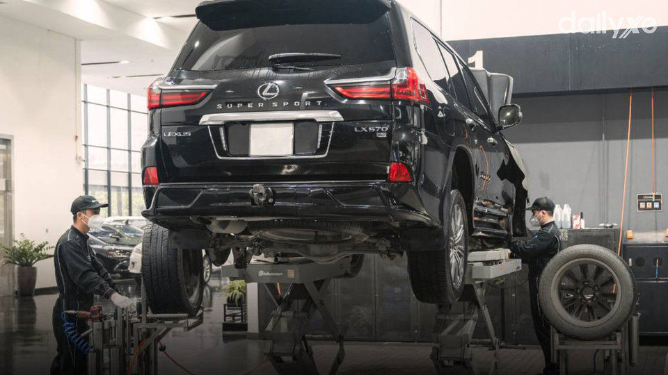 Khu vực sửa chữa và bảo trì xe