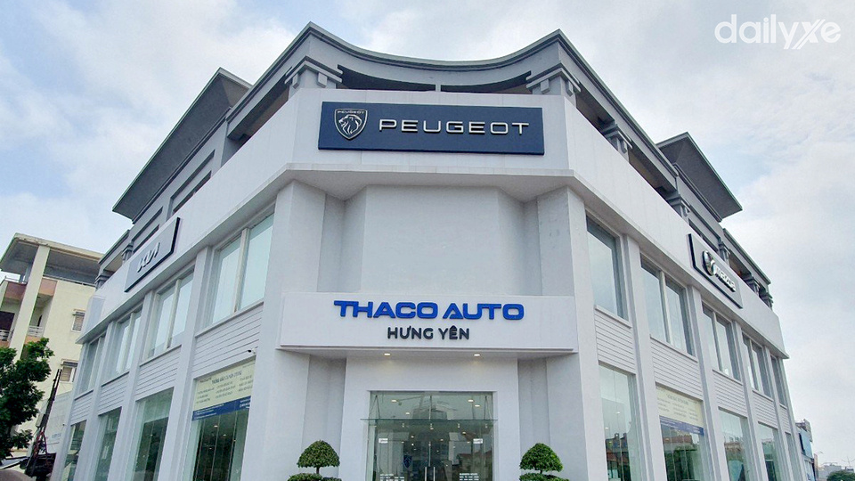 Showroom Mazda Hưng Yên