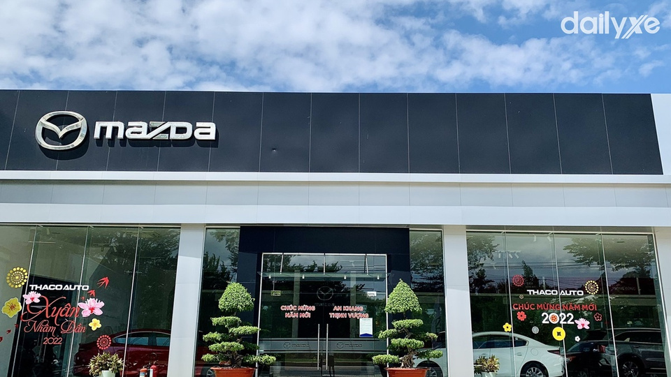 Showroom Mazda Phan Rang thiết kế sang trọng