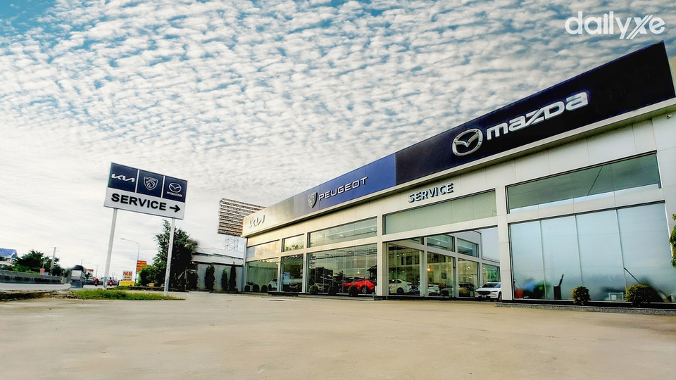 Showroom Mazda Sóc Trăng 