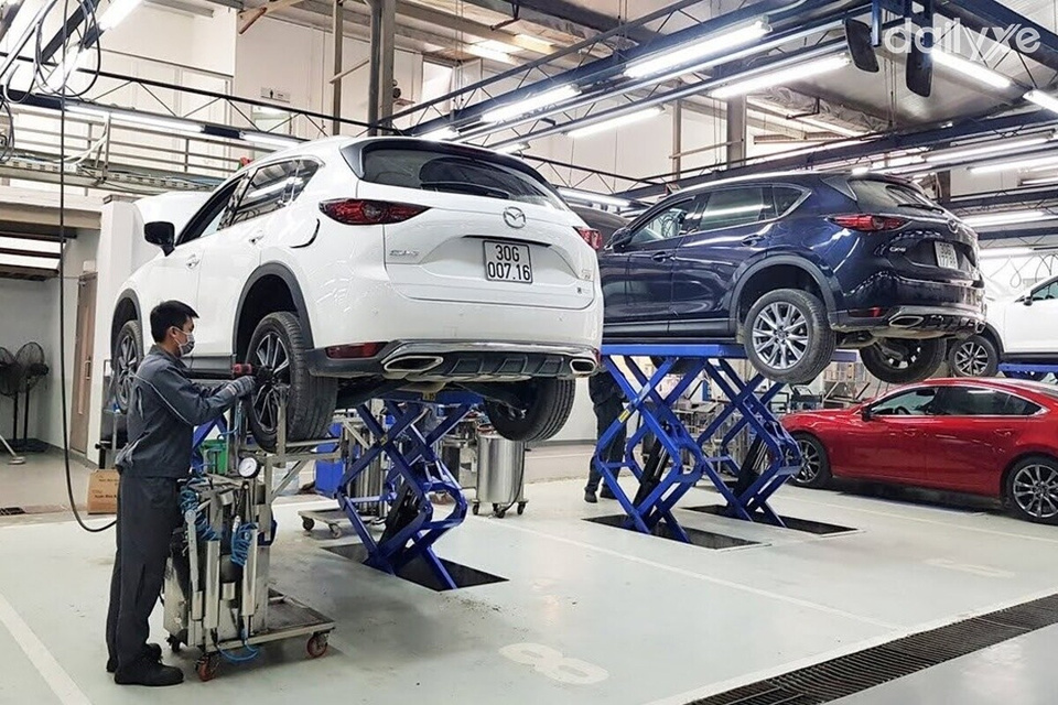 Xưởng dịch vụ đáp ứng nhu cầu của mỗi khách hàng  Xưởng dịch vụ đáp ứng nhu cầu của mỗi khách hàng