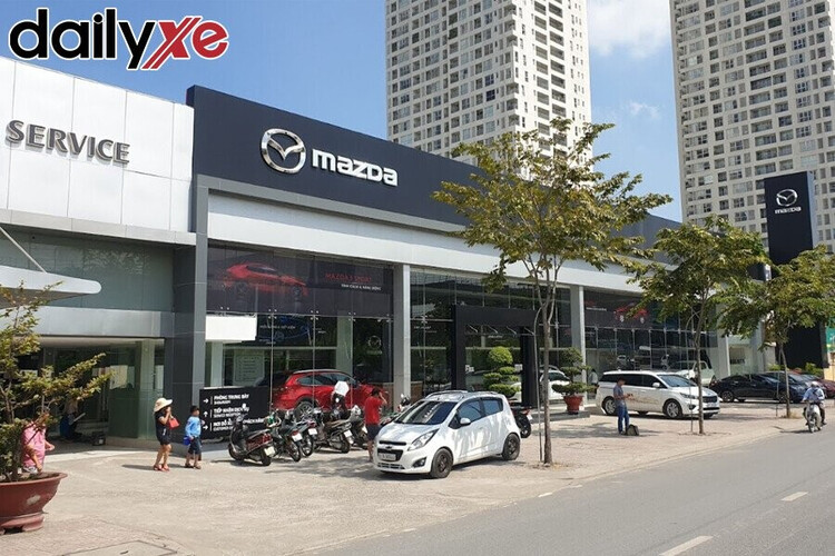 Showroom Mazda Thảo Điền