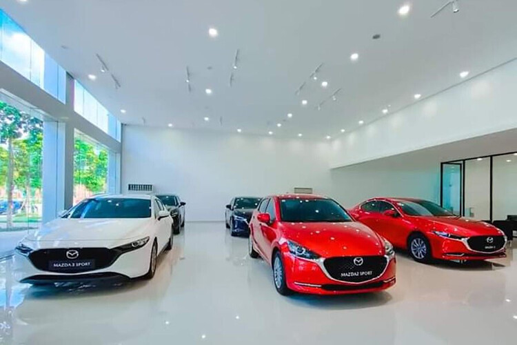Showroom Mazda Từ Sơn