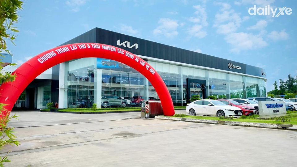 Showroom Mazda Vinh - Nghệ An