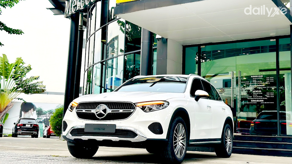 Showroom Mercedes-Benz Buôn Ma Thuột