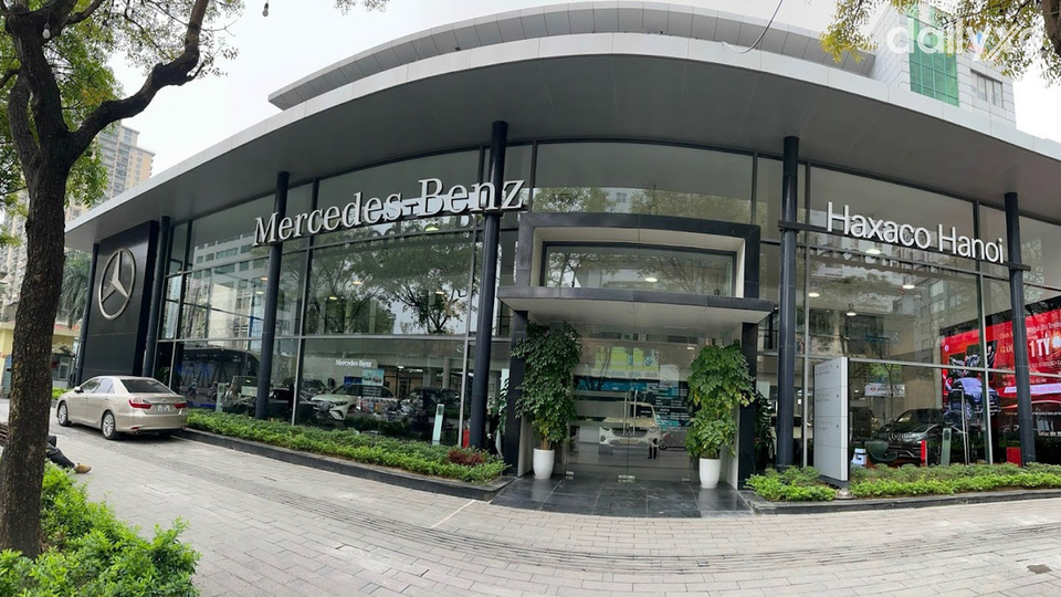 Showroom Mercedes-Benz Haxaco Láng Hạ