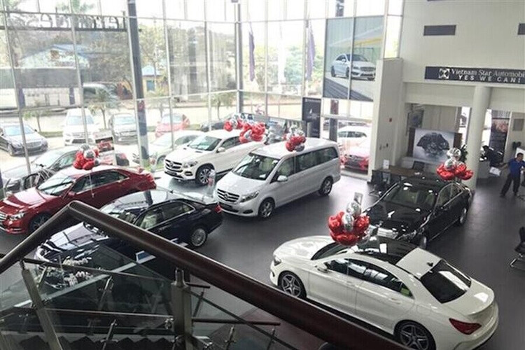 Phòng trưng bày xe Mercedes-Benz