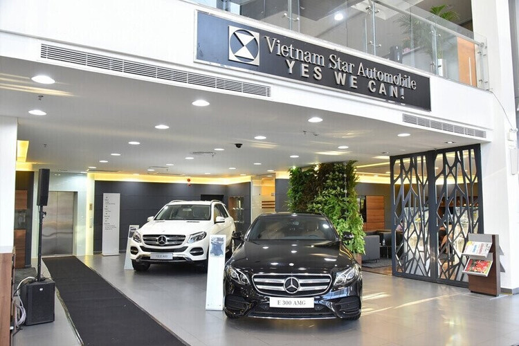 Phòng trưng bày xe Mercedes-Benz
