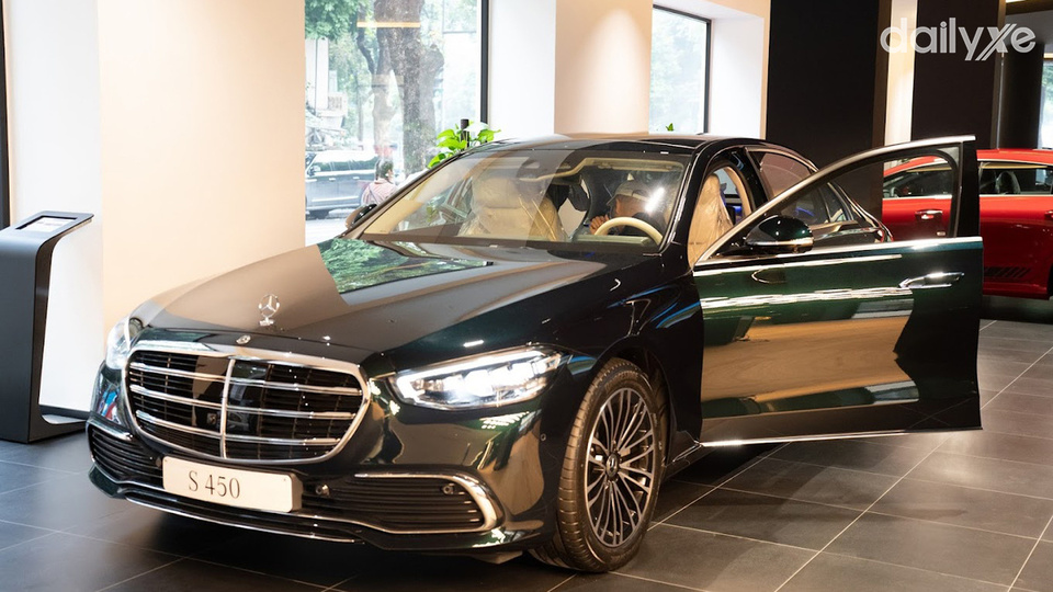 Phòng trưng bày tại Mercedes Chế Lan Viên