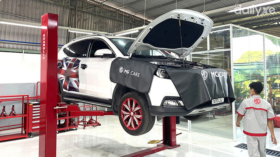 Khu vực bảo dưỡng xe của MG Láng Hạ