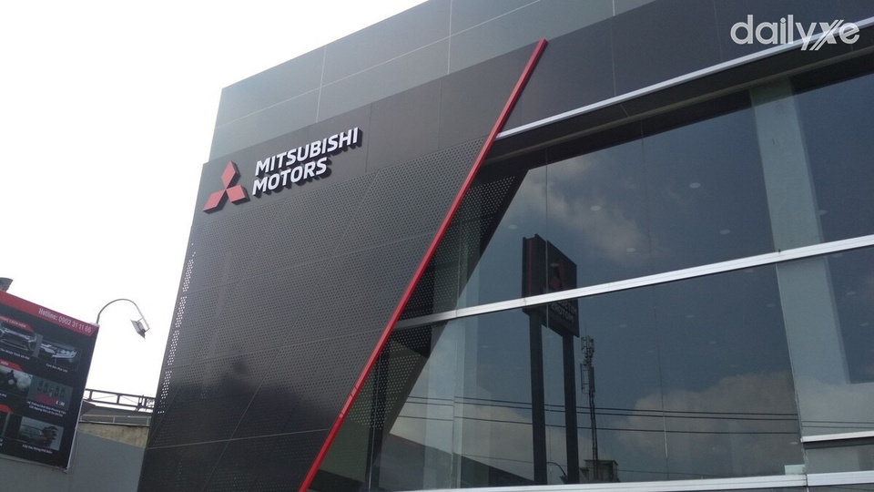 Showroom Mitsubishi ISAMCO Bình Triệu