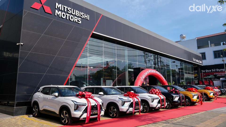 Showroom Mitsubishi Trường Chinh