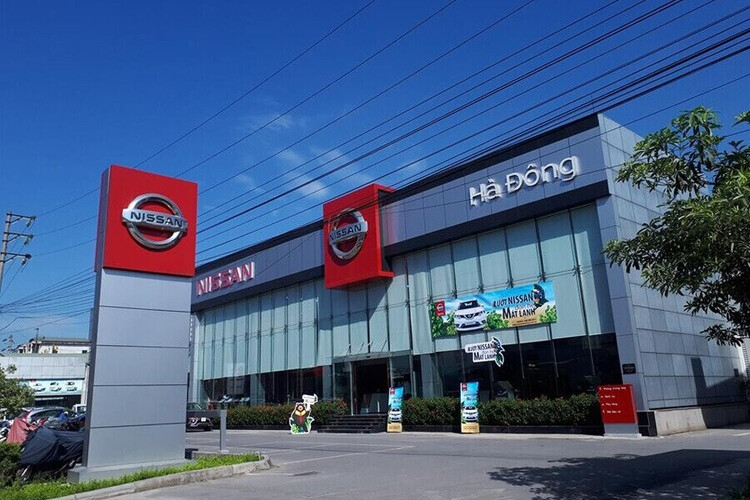 Mặt tiền Showroom Nissan Hà Đông