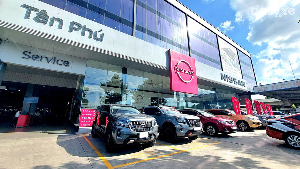 Showroom Nissan Tân Phú