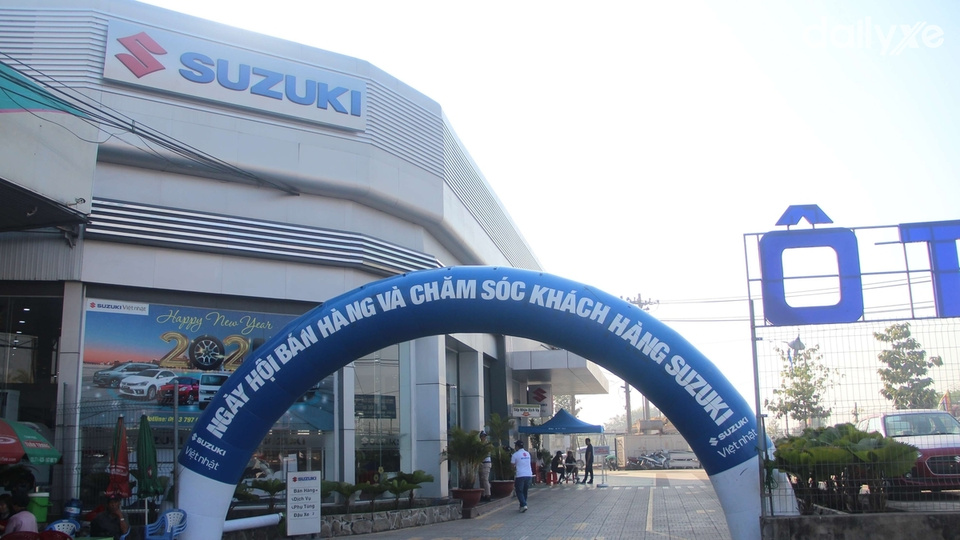 Showroom Suzuki Đồng Nai