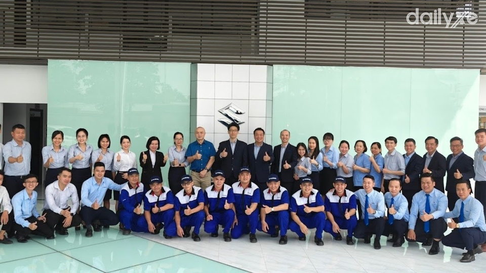 Đội ngũ nhân viên đại lý Hóc Môn