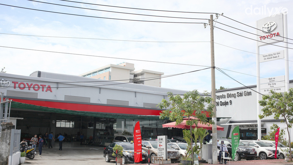 Showroom Toyota Quận 9