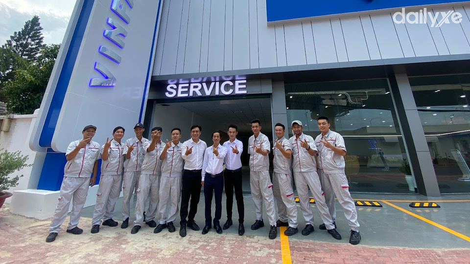 Đội ngũ nhân viên VinFast Đông Sài Gòn