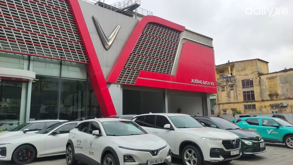 Showroom VinFast Phạm Văn Đồng