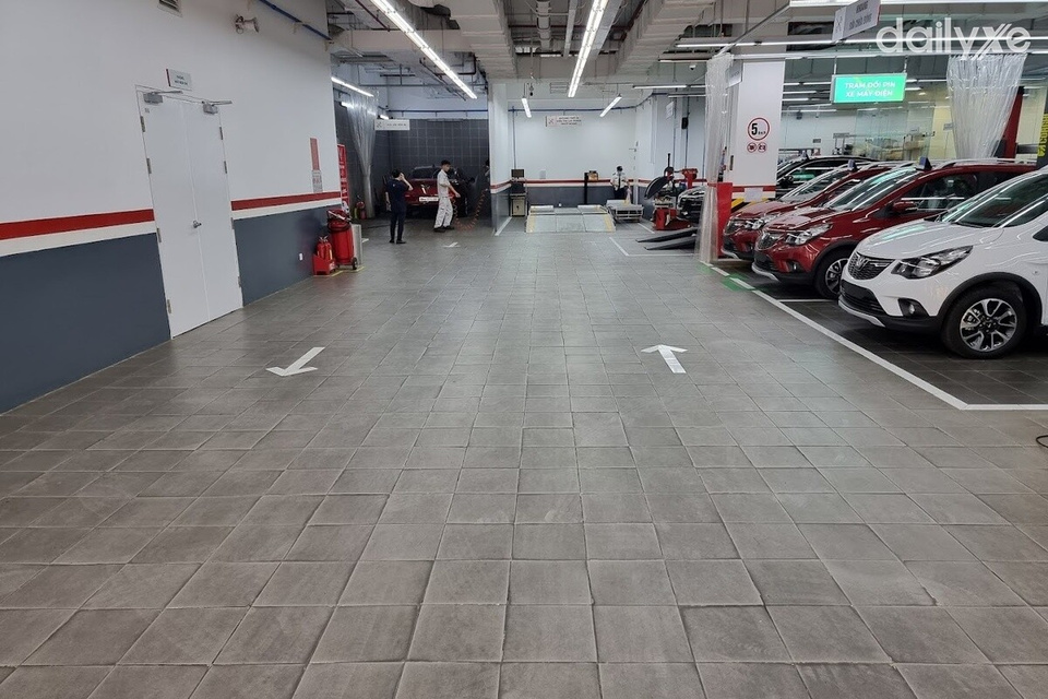 Xưởng dịch vụ hiện đại